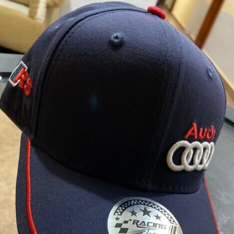 Todo en Gorras